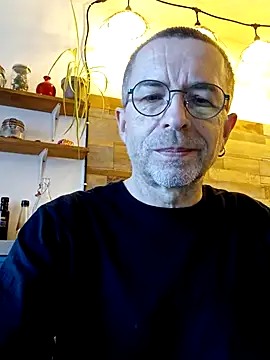 Xavspank2 online show from December 2025 10:24:01 AM