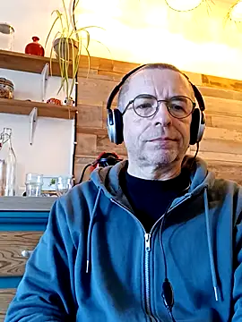 Xavspank2 online show from January 2026 10:29:02 AM