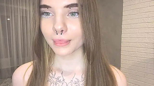 CarolinePepper online show from February 2025 04:10:02 PM