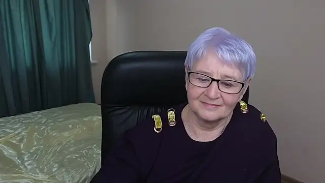 Sandra Snowflake online show from March 2025 10:18:02 AM