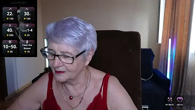 Sandra Snowflake online show from April 2026 12:03:02 PM