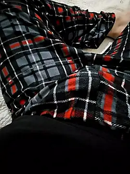 Snapshot of skiciyunis chatting on March 2026 05:50:02 PM skiciyunis online show from March 2026 05:50:02 PM