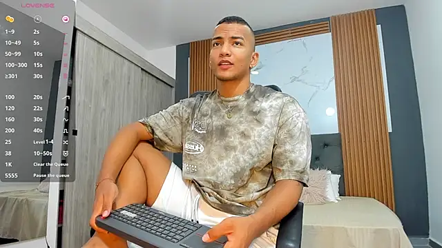 Snapshot of Rafa2004Cruz chatting on March 2025 11:50:02 AM Rafa2004Cruz online show from March 2025 11:50:02 AM