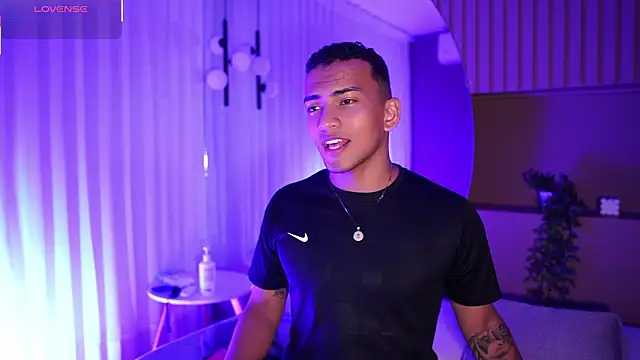 Rafa2004Cruz online show from March 2026 12:46:01 PM