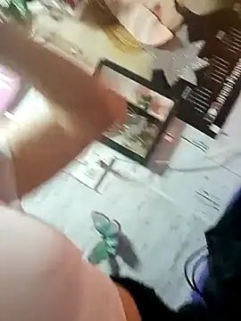 Coeur de luxure online show from February 2025 09:32:02 PM