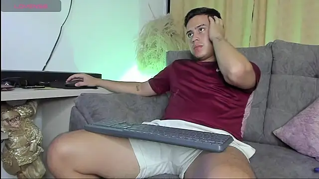 mattiwsmorris  online show from March 2025 06:21:01 AM