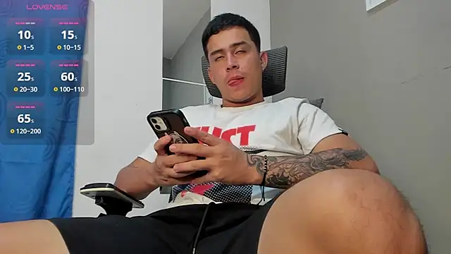 mattiwsmorris  online show from January 2026 02:27:02 AM