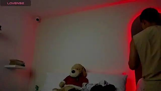 mattiwsmorris  online show from April 2026 01:49:02 PM