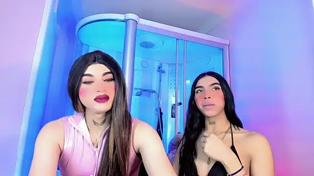 Snapshot of Brytany_TiffanySX chatting on March 2025 02:24:01 PM Brytany TiffanySX online show from March 2025 02:24:01 PM