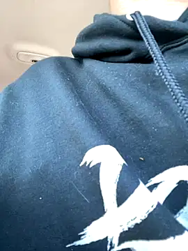 QueenM3 online show from September 2025 03:27:02 PM