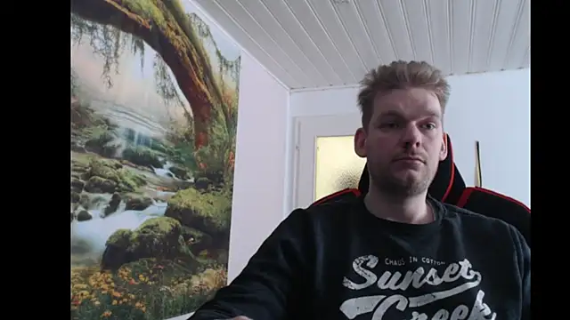 Justforfunc123 online show from March 2026 09:42:02 AM