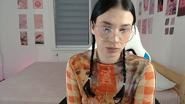 Karina Hendrick online show from March 2025 03:37:02 AM