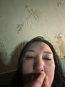 Snapshot of Naughtbaby_2025 chatting on March 2025 08:10:02 PM Naughtbaby 2025 online show from March 2025 08:10:02 PM