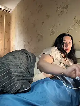 Snapshot of Naughtbaby_2025 chatting on June 2026 01:33:01 PM Naughtbaby 2025 online show from June 2026 01:33:01 PM