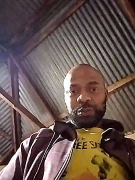 Snapshot of Curved-Dick chatting on November 2025 05:15:01 PM Curved-Dick online show from November 2025 05:15:01 PM