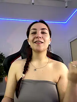 AshleySkott  online show from October 2025 08:31:02 AM