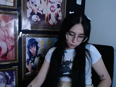 Arielle lov online show from February 2025 06:53:02 AM