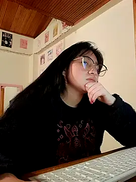 Arielle lov online show from October 2025 04:12:02 AM