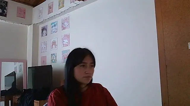 Arielle lov online show from November 2025 07:45:02 PM