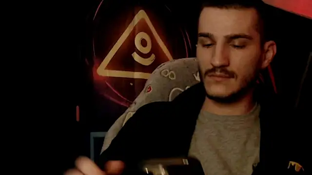 yoyoboy988 online show from January 2026 06:32:02 PM