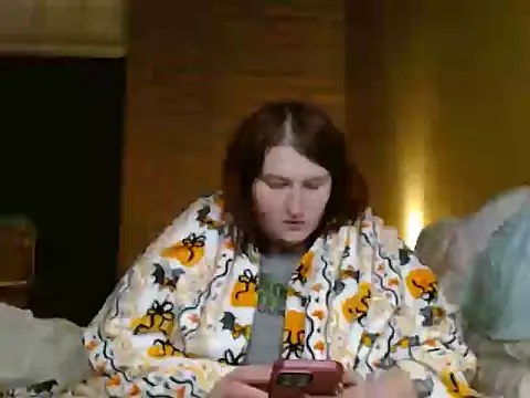 BubblyMoonie online show from December 2025 02:19:01 AM