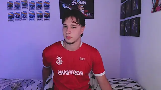 Snapshot of jack_walker190 chatting on June 2026 02:45:02 AM jack walker190 online show from June 2026 02:45:02 AM