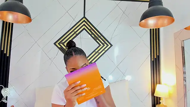 EmilyDiaaz online show from December 2025 12:45:01 PM