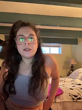 Snapshot of Rosiee69_ chatting on March 2025 10:16:02 PM Rosiee69  online show from March 2025 10:16:02 PM