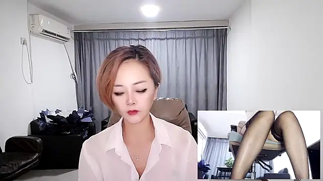 Snapshot of beira-01 chatting on October 2025 02:49:01 PM beira-01 online show from October 2025 02:49:01 PM