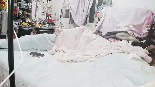 hebe-02 online show from April 2026 02:22:01 PM