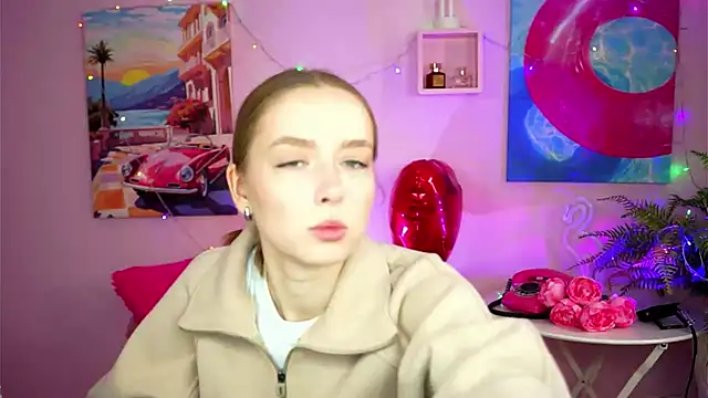 Snapshot of JenniferGraces chatting on February 2025 08:15:02 AM JenniferGraces online show from February 2025 08:15:02 AM
