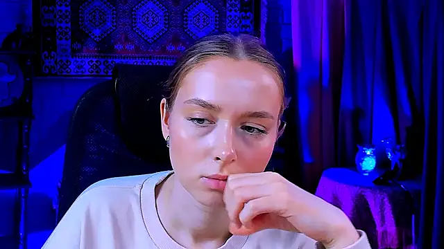 Snapshot of JenniferGraces chatting on March 2025 11:17:01 AM JenniferGraces online show from March 2025 11:17:01 AM