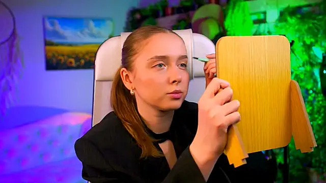 JenniferGraces online show from February 2026 12:43:02 PM