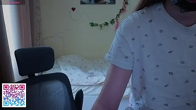 boozekirs  online show from June 2026 02:56:01 AM