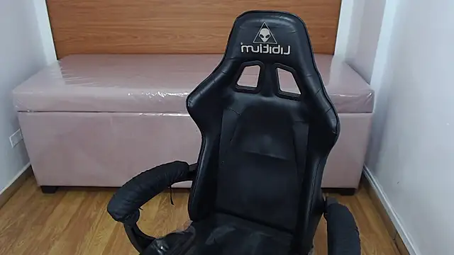 catalina25 t online show from October 2025 07:59:01 PM