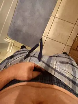 Cummaker69 online show from November 2025 10:56:01 PM