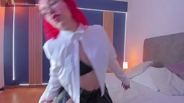 Snapshot of AbellaFox_ chatting on February 2025 03:23:01 AM AbellaFox online show from February 2025 03:23:01 AM