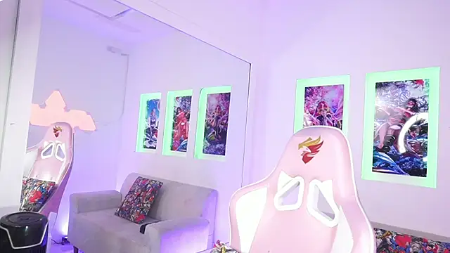 Snapshot of SaharaKramer chatting on March 2025 10:24:02 PM SaharaKramer online show from March 2025 10:24:02 PM