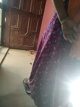 indian couple4 online show from April 2026 02:42:02 AM