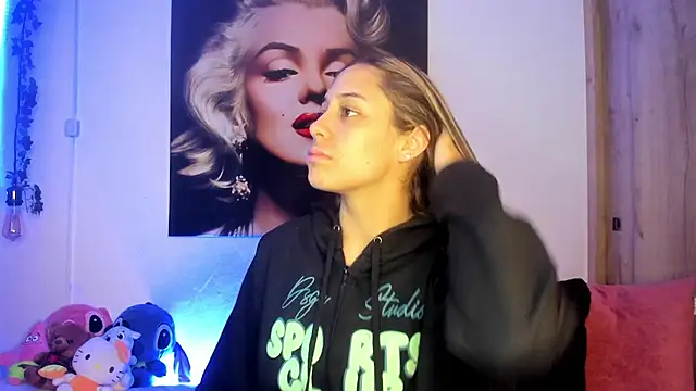 TANIA 06 online show from January 2026 01:17:02 PM