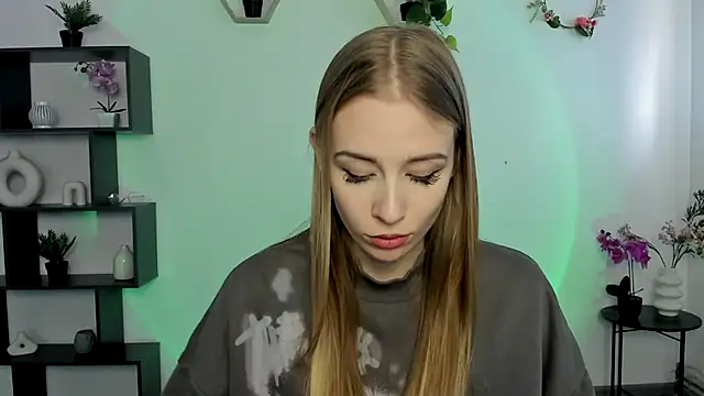 AnnNorriss online show from March 2025 10:55:01 AM