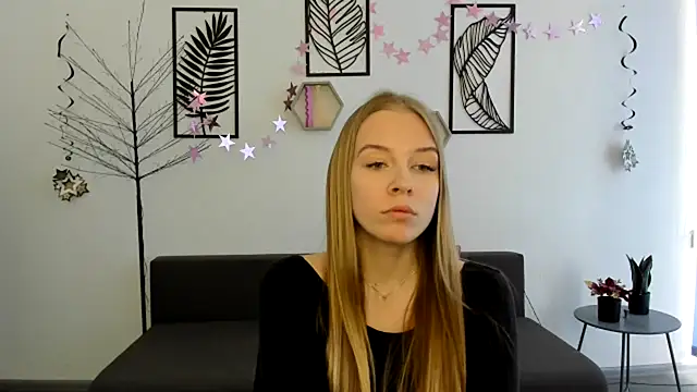 AnnNorriss online show from March 2025 10:24:01 AM