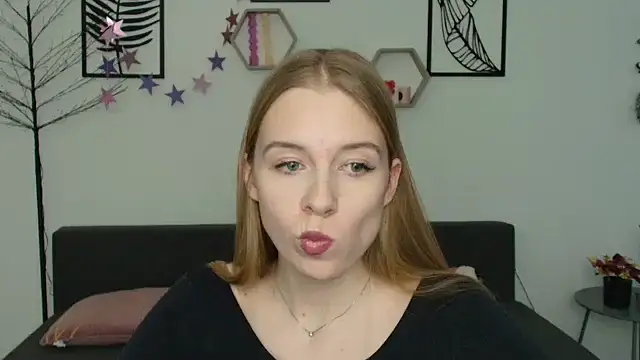 AnnNorriss online show from March 2025 04:33:02 PM