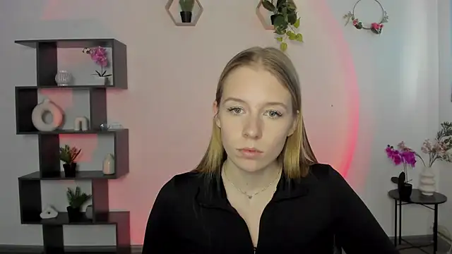 AnnNorriss online show from March 2025 01:10:02 PM