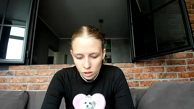 AnnNorriss online show from October 2025 12:13:02 PM