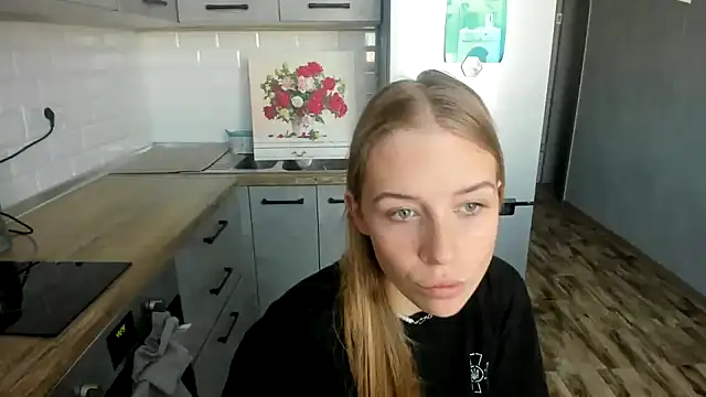 AnnNorriss online show from October 2025 01:12:01 PM