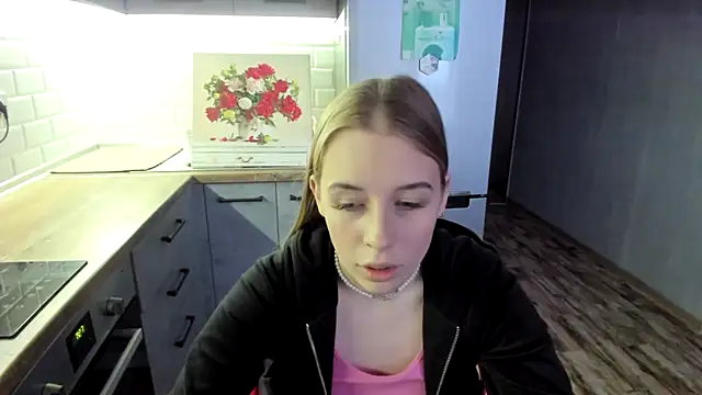 AnnNorriss online show from December 2025 01:20:01 PM