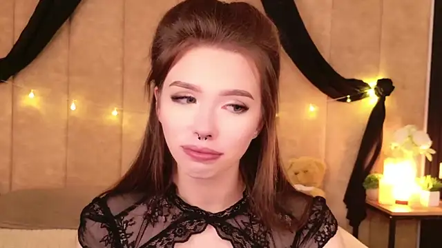 Sierra Fane online show from October 2025 05:52:02 AM