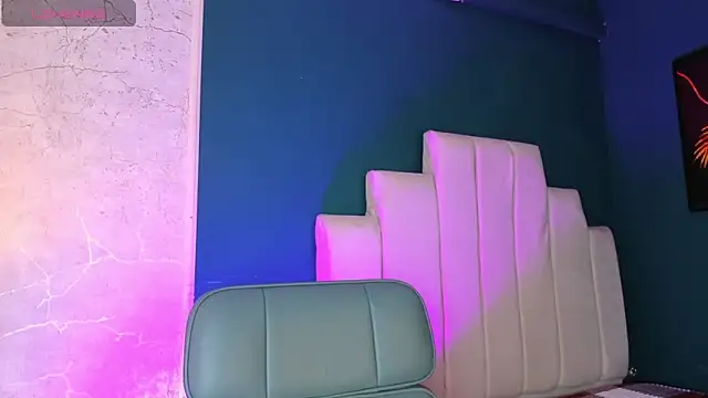 Allex Cano online show from December 2025 03:44:02 AM