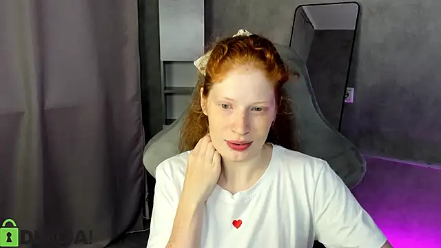 Sandra Wi1son online show from September 2025 01:40:01 AM